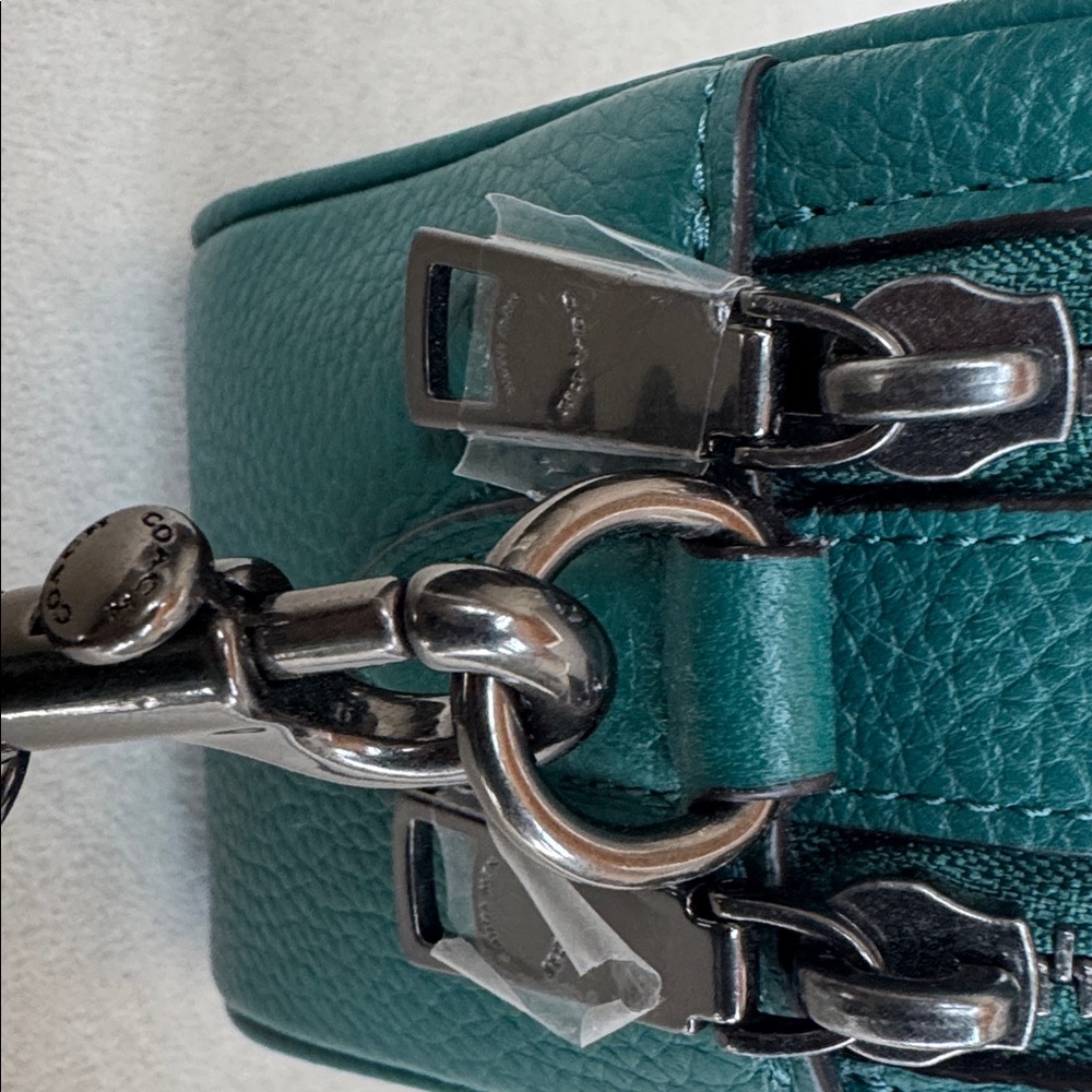 Coach Jes Green cross body bag in refined pebble leather - Picture 5 of 7